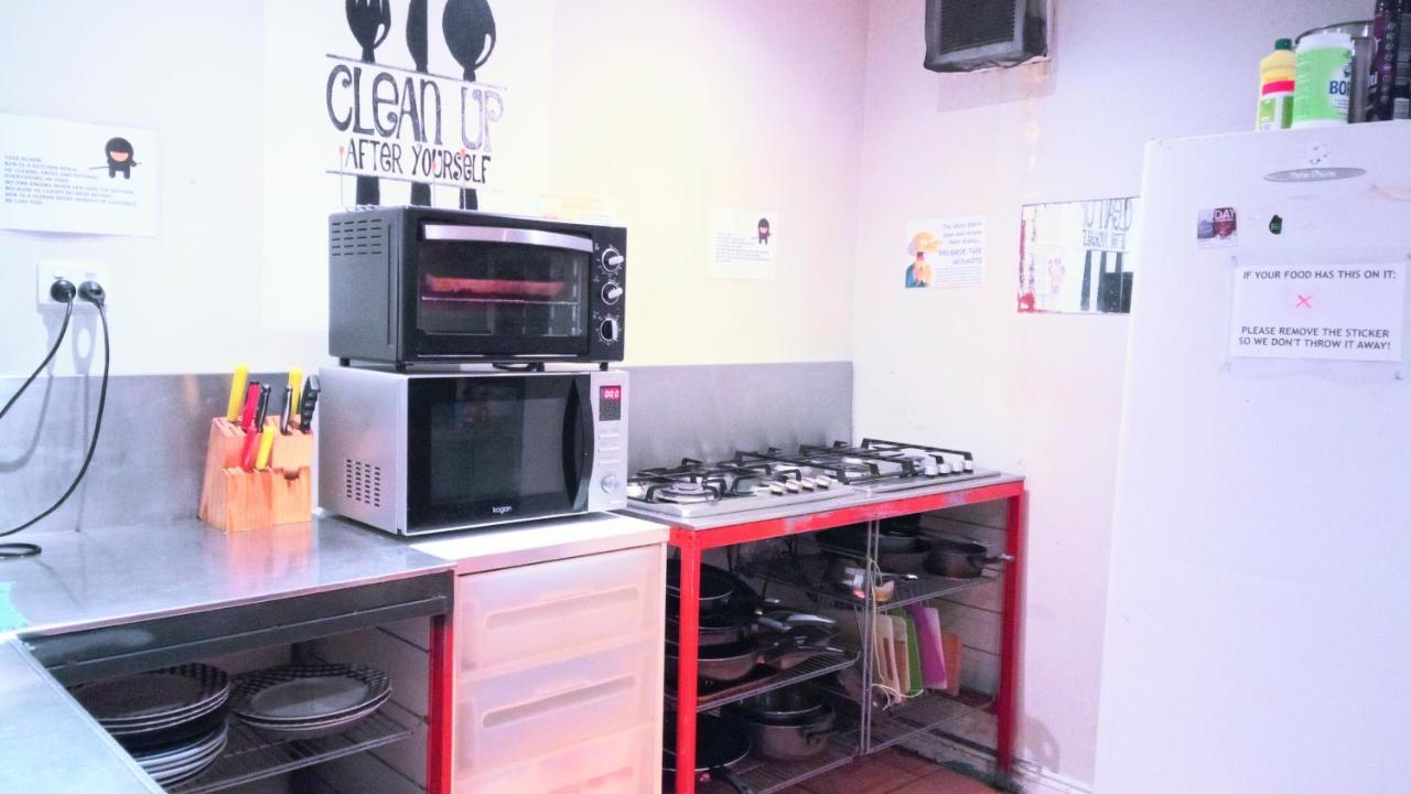 Asylum Sydney Backpackers Hostel Экстерьер фото